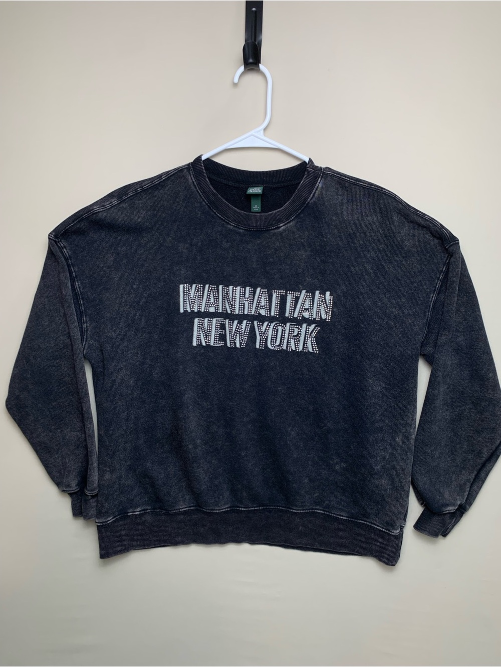 Womens XS Black Y2K Sweatshirt Manhattan NYC Bling Studded Hip Hop Glam